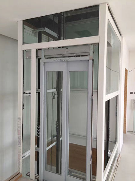 長島瀾橋別墅區(qū)現(xiàn)場(chǎng)2 長島瀾橋別墅區(qū)現(xiàn)場(chǎng)2