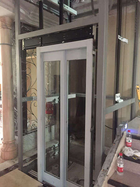 佛山順德碧桂園別墅區(qū)安裝現(xiàn)場(chǎng)圖3 佛山順德碧桂園別墅區(qū)安裝現(xiàn)場(chǎng)圖3